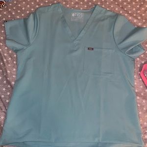 XXL CATARINA SEA GLASS FIGS SCRUB TOP